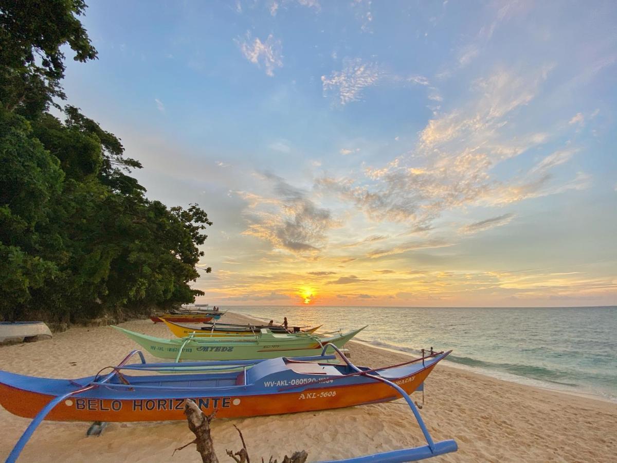 Jony'S Beach Resort Balabag  Экстерьер фото